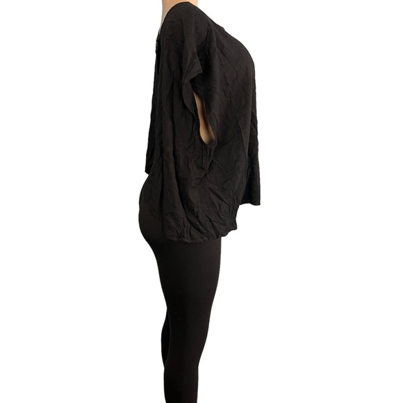 3/$30 🍂 Torrid Linen Cross Back Crop Top Black - Picture 4 of 9